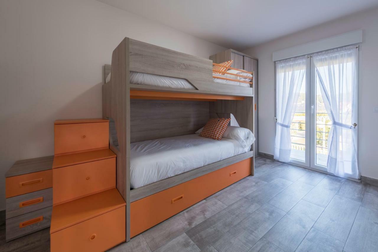 Apartamentos Turisticos El Ponton Арнуэро Экстерьер фото