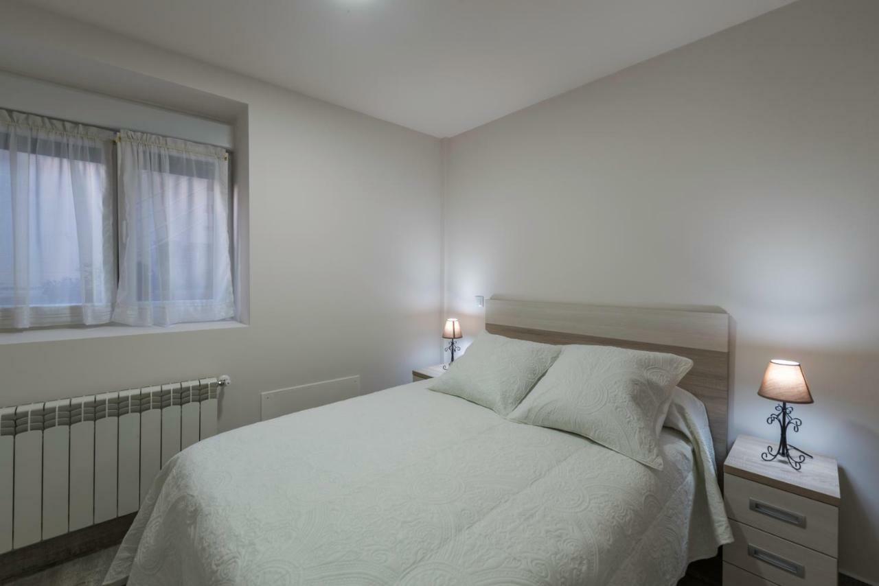 Apartamentos Turisticos El Ponton Арнуэро Экстерьер фото